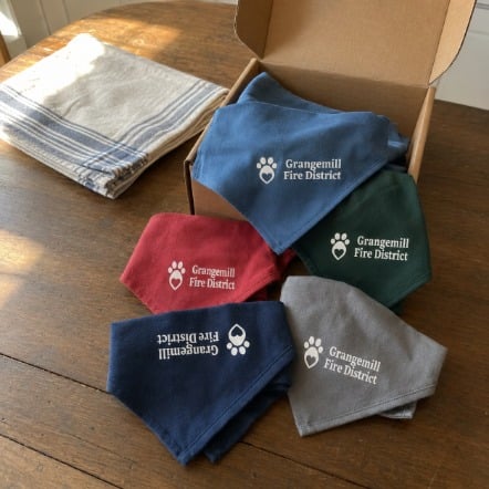 Dog bandanas with logo printing
